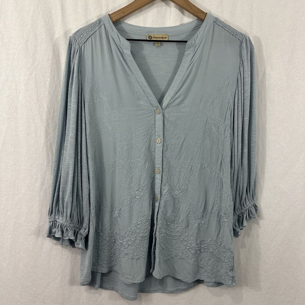 Democracy Blue Embroidered Button Front 3/4 Sleeve Peasant Top Womens L Coastal